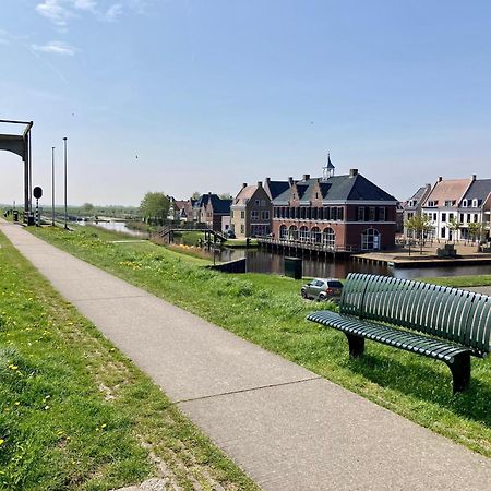 Sonnenhaus 6 Pers House With Sunny Terrace At A Typical Dutch Canal & By Lauwersmeer Lake. Anjum Exterior photo